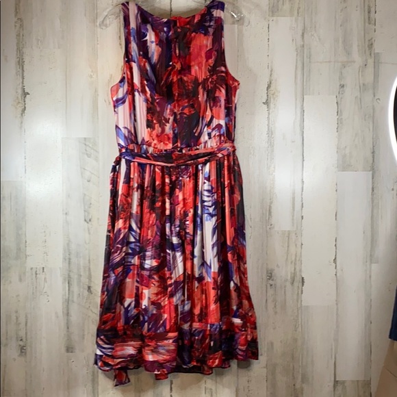 Luxe Carmen Marc Valvo Red Floral A-Line Sun Dress - Picture 8 of 12